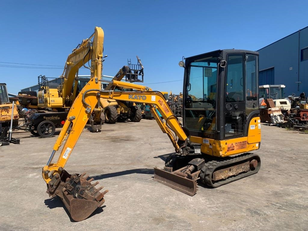 Kato 19VXE - Mini-ekskavators: foto 1 Kato 19VXE - Mini-ekskavators: foto 1