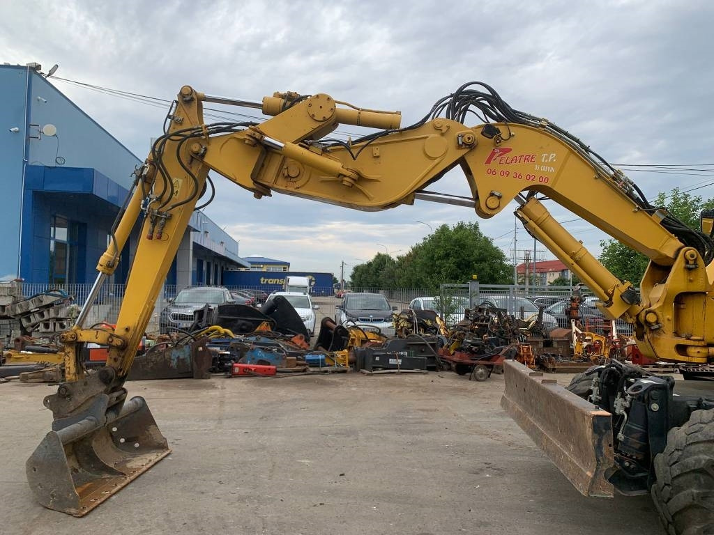 Komatsu PW118MR-11W - Riteņu ekskavators: foto 3 Komatsu PW118MR-11W - Riteņu ekskavators: foto 3
