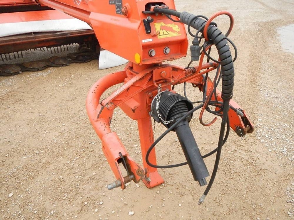 Kuhn FC 303 G C - Pļāvējs: foto 4 Kuhn FC 303 G C - Pļāvējs: foto 4