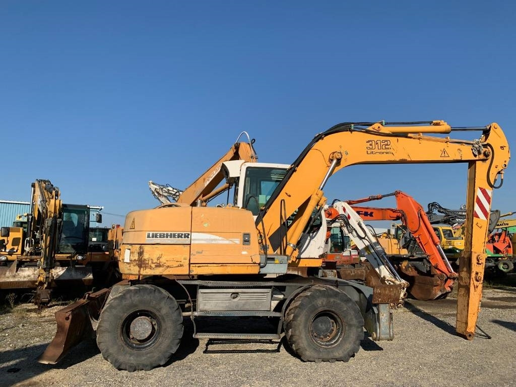 Liebherr A 312  līzingu Liebherr A 312: foto 6