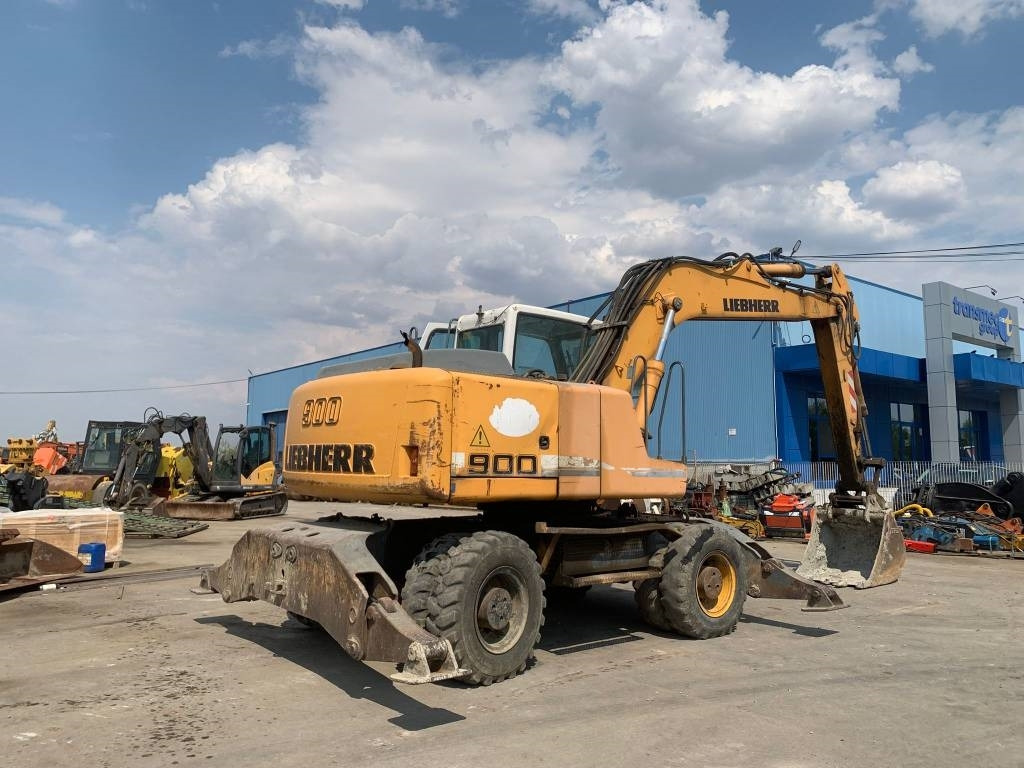 Liebherr A 900 C  - Riteņu ekskavators: foto 4 Liebherr A 900 C  - Riteņu ekskavators: foto 4