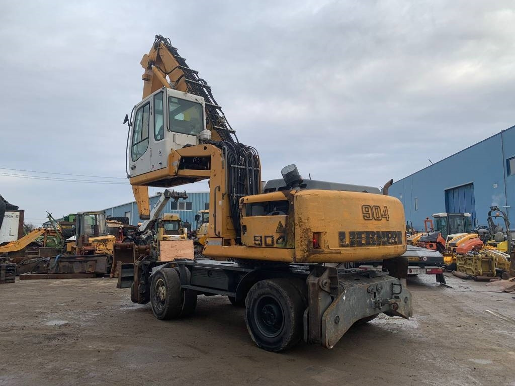 Liebherr A 904 C - Riteņu ekskavators: foto 3 Liebherr A 904 C - Riteņu ekskavators: foto 3