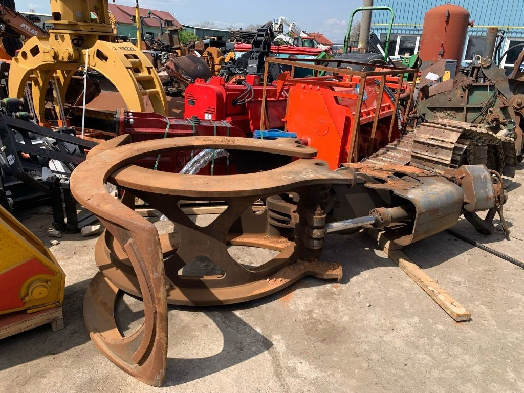 Liebherr GM 20RB WOOD GRAPLE - Greiferi - Celtniecības tehnika: foto 1 Liebherr GM 20RB WOOD GRAPLE - Greiferi - Celtniecības tehnika: foto 1