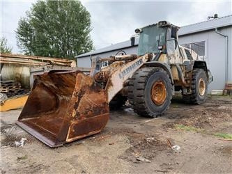 Liebherr L 550 2Plus2 FOR PARTS - Riteņu iekrāvējs: foto 1 Liebherr L 550 2Plus2 FOR PARTS - Riteņu iekrāvējs: foto 1