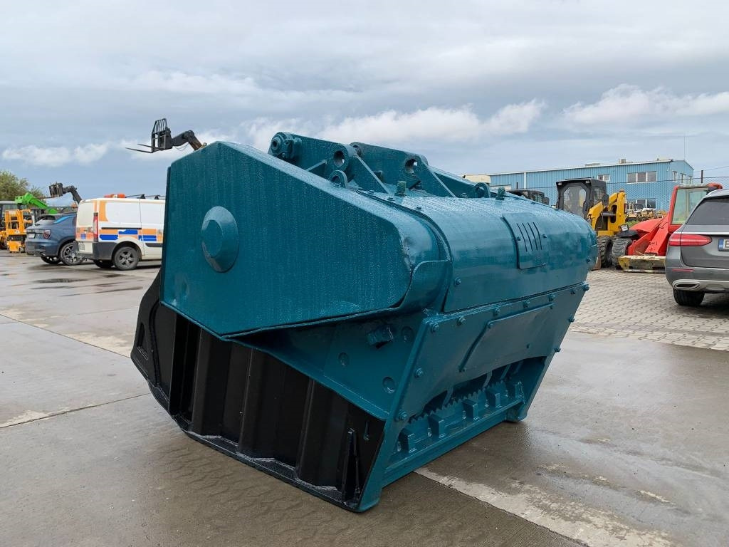 MB Crusher BF 120.4 - Kauss - Celtniecības tehnika: foto 2 MB Crusher BF 120.4 - Kauss - Celtniecības tehnika: foto 2