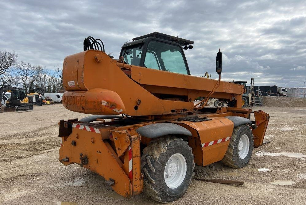 Manitou MRT 1432 - Teleskopiskais iekrāvējs: foto 4 Manitou MRT 1432 - Teleskopiskais iekrāvējs: foto 4