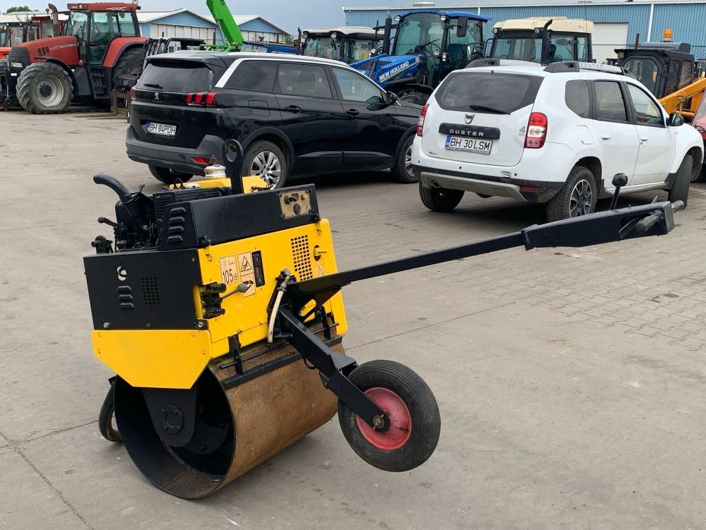 Mecalac MBR 71 - Mini-veltnis: foto 4 Mecalac MBR 71 - Mini-veltnis: foto 4