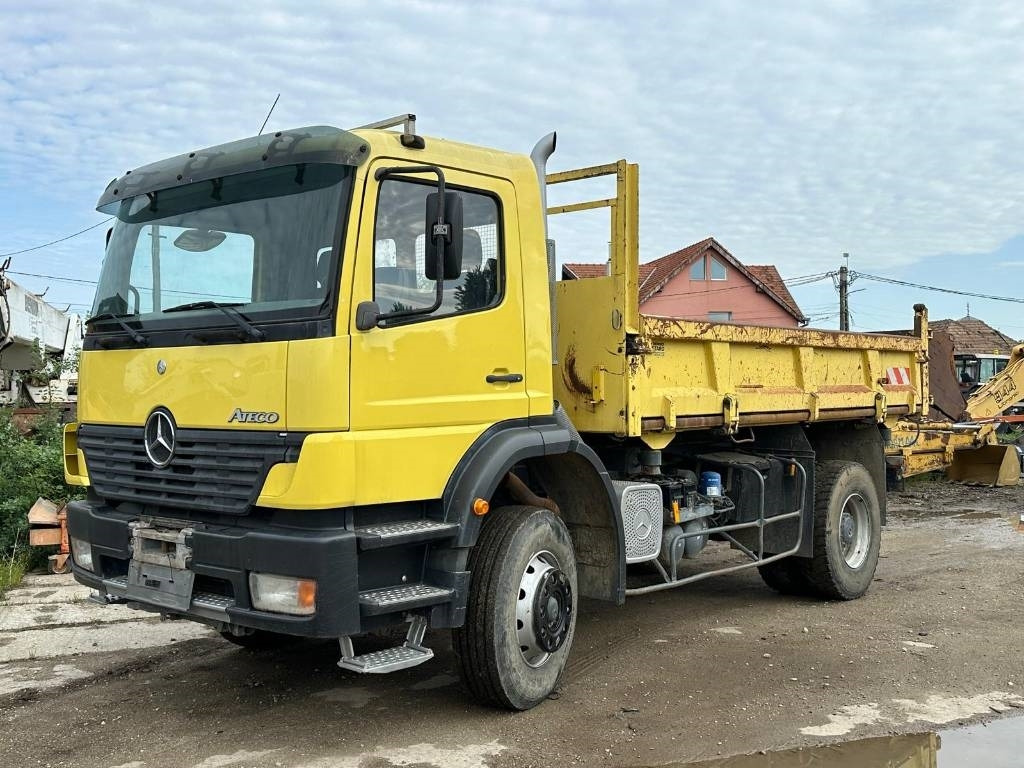Mercedes-Benz Atego 1828  - Kravas automašīna pašizgāzējs: foto 1 Mercedes-Benz Atego 1828  - Kravas automašīna pašizgāzējs: foto 1