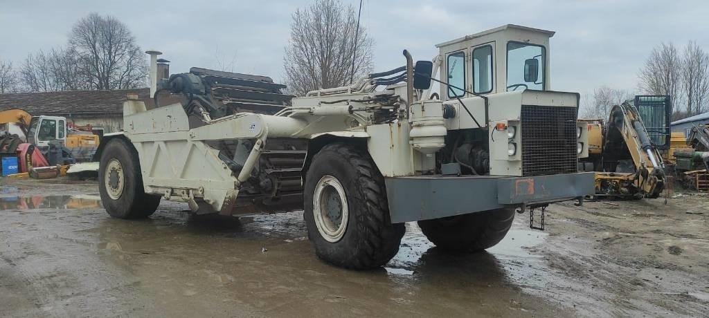 Michigan 110HT - Skrēperis: foto 2 Michigan 110HT - Skrēperis: foto 2