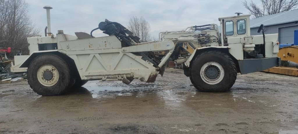 Michigan 110HT - Skrēperis: foto 3 Michigan 110HT - Skrēperis: foto 3