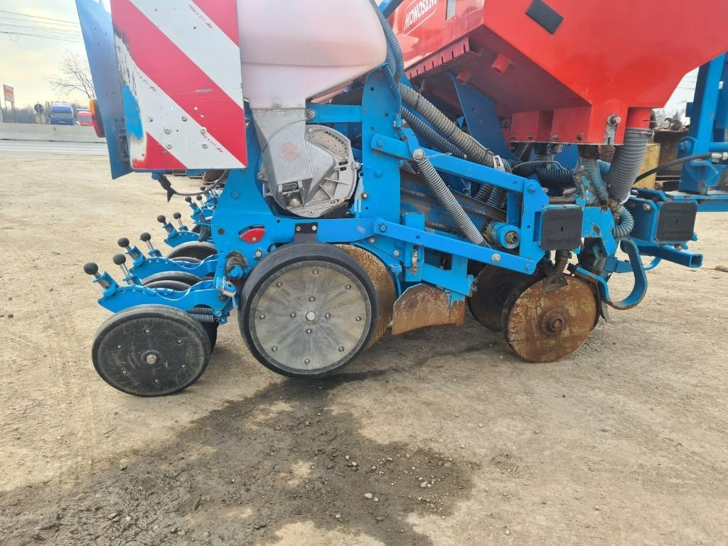 Monosem NG 4 Plus - Precīzās izsējas sējmašīna: foto 5 Monosem NG 4 Plus - Precīzās izsējas sējmašīna: foto 5