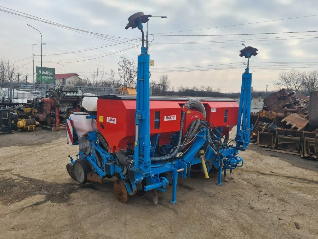 Monosem NG 4 Plus - Precīzās izsējas sējmašīna: foto 4 Monosem NG 4 Plus - Precīzās izsējas sējmašīna: foto 4