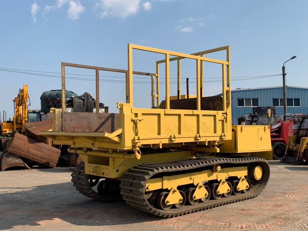 Kāpurķēžu pašizgāzējs Morooka MST 800: foto 7