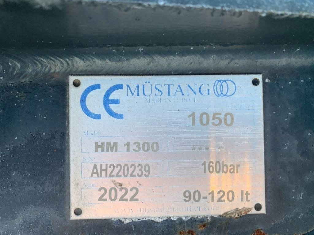 Mustang HM1300 - Hidrauliskais āmurs - Celtniecības tehnika: foto 3 Mustang HM1300 - Hidrauliskais āmurs - Celtniecības tehnika: foto 3