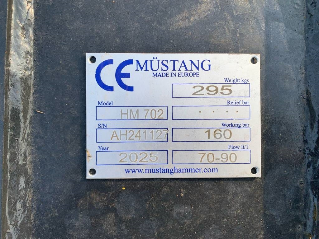 Mustang HM702 - Hidrauliskais āmurs - Celtniecības tehnika: foto 3 Mustang HM702 - Hidrauliskais āmurs - Celtniecības tehnika: foto 3