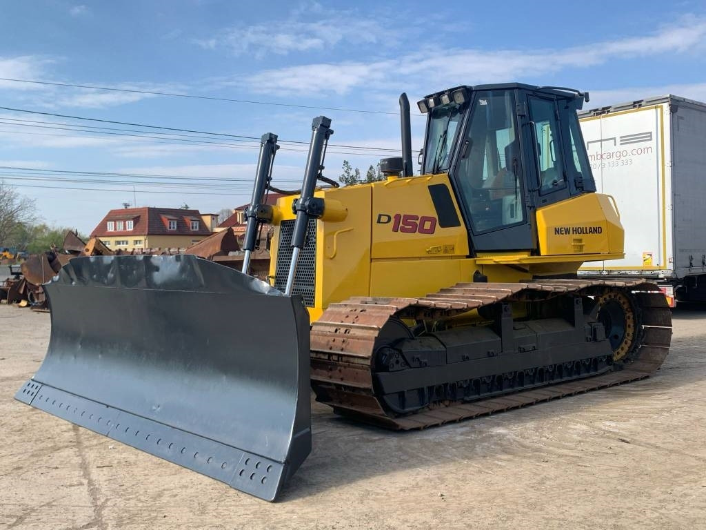 New Holland D 150 - Buldozers: foto 4 New Holland D 150 - Buldozers: foto 4