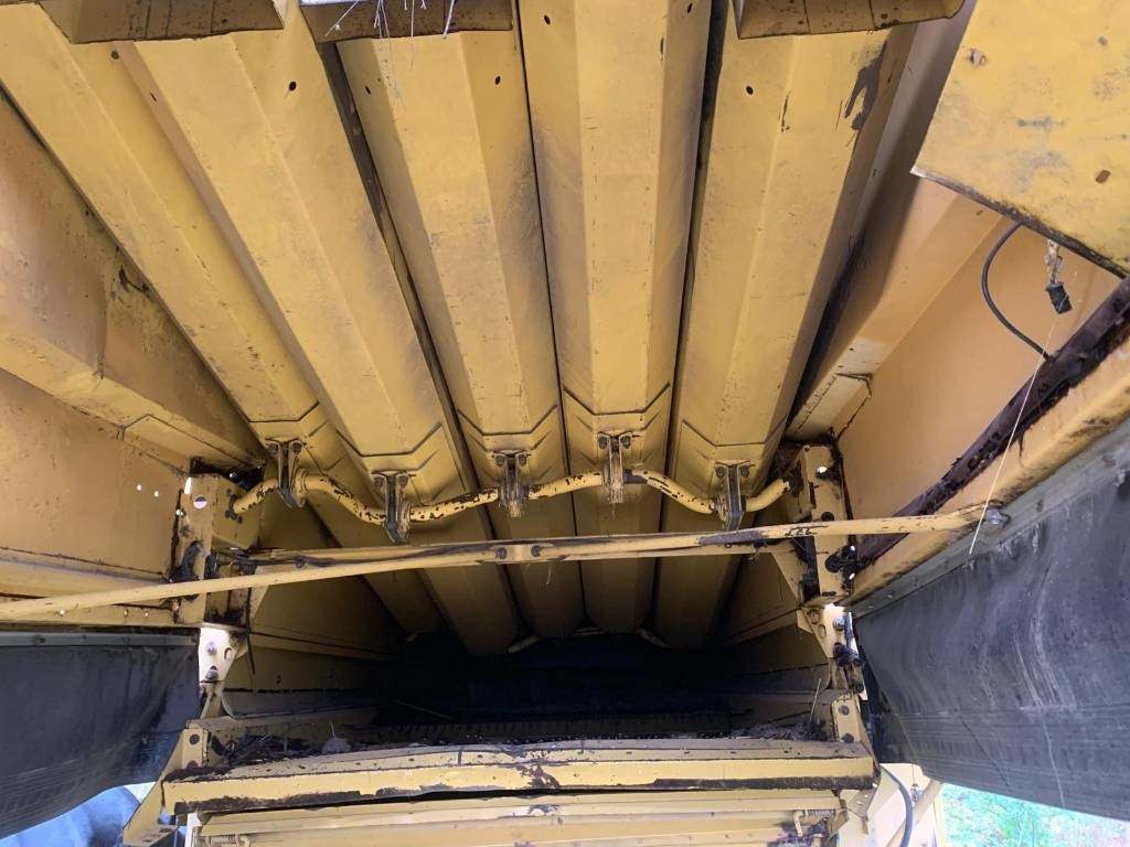 New Holland TX 32 - Labības kombains: foto 4 New Holland TX 32 - Labības kombains: foto 4