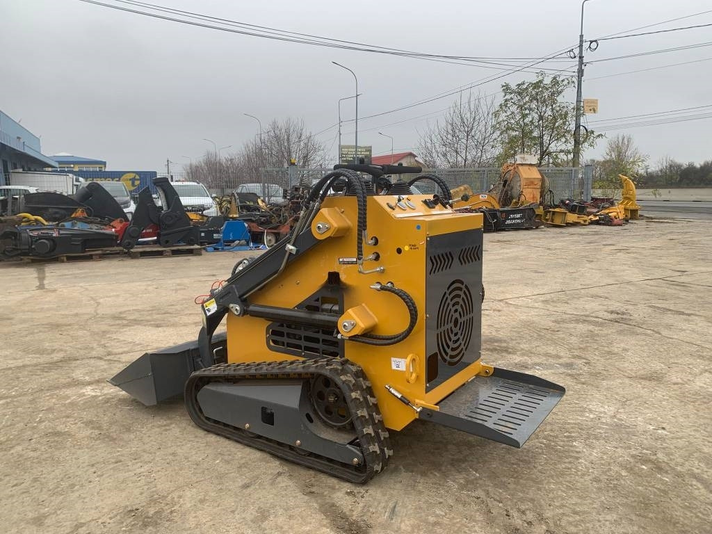 Newrick ZW480 - Kompaktiekrāvējs: foto 3 Newrick ZW480 - Kompaktiekrāvējs: foto 3