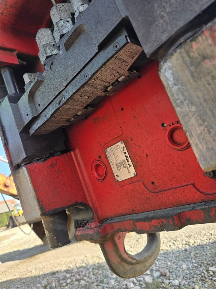 OilQuick OQ70-55 Quick Coupler - Ātrā sakabe: foto 2 OilQuick OQ70-55 Quick Coupler - Ātrā sakabe: foto 2