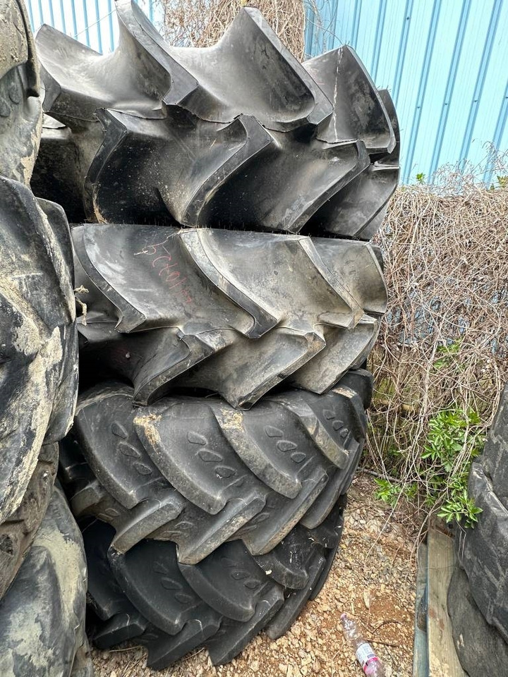 Pirelli 23.1/26 Harvester Tyres  - Riepa - Lauksaimniecības tehnika: foto 1 Pirelli 23.1/26 Harvester Tyres  - Riepa - Lauksaimniecības tehnika: foto 1