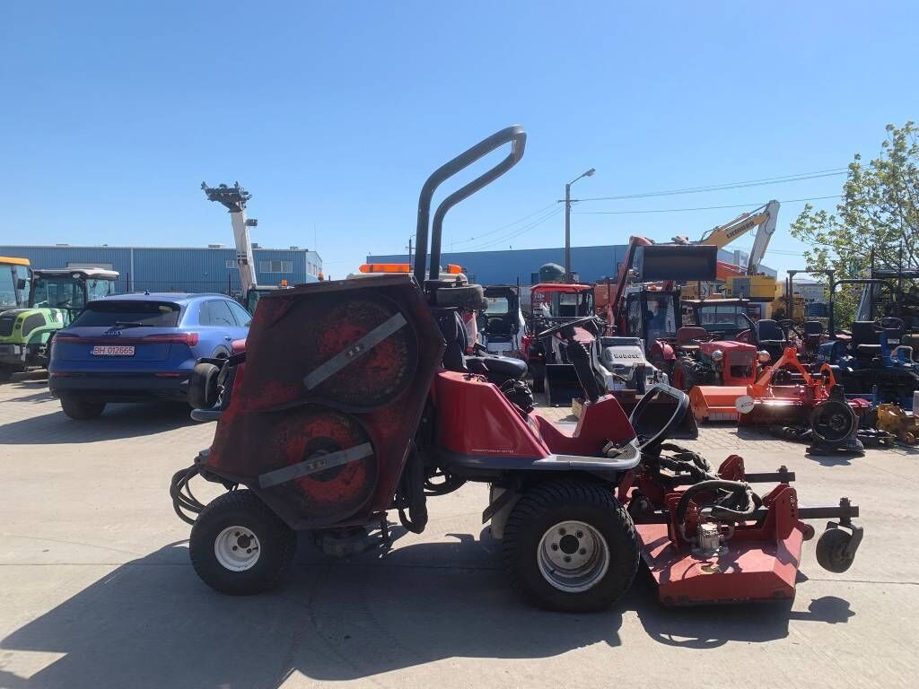 Toro R3240T - Zāles pļāvējs: foto 3 Toro R3240T - Zāles pļāvējs: foto 3