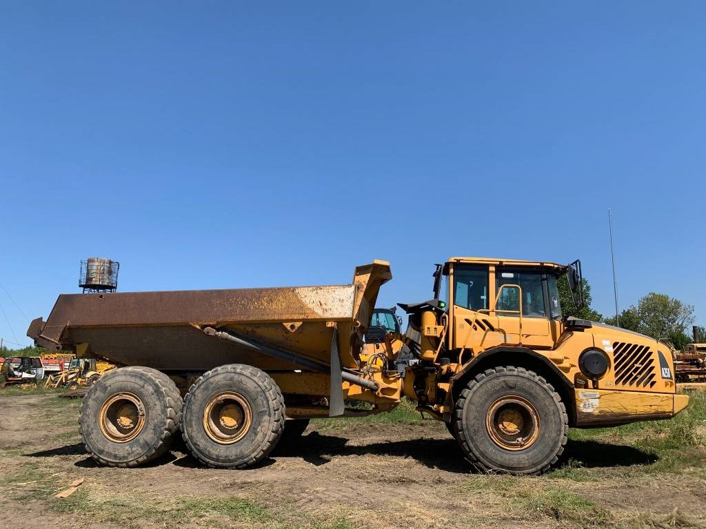 Volvo A 25 D - Artikulētias pašizgāzējs: foto 5 Volvo A 25 D - Artikulētias pašizgāzējs: foto 5