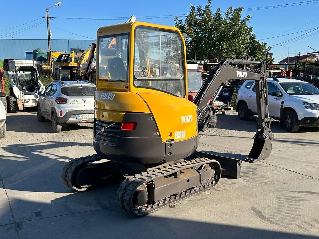 Volvo ECR 28 - Mini-ekskavators: foto 4 Volvo ECR 28 - Mini-ekskavators: foto 4