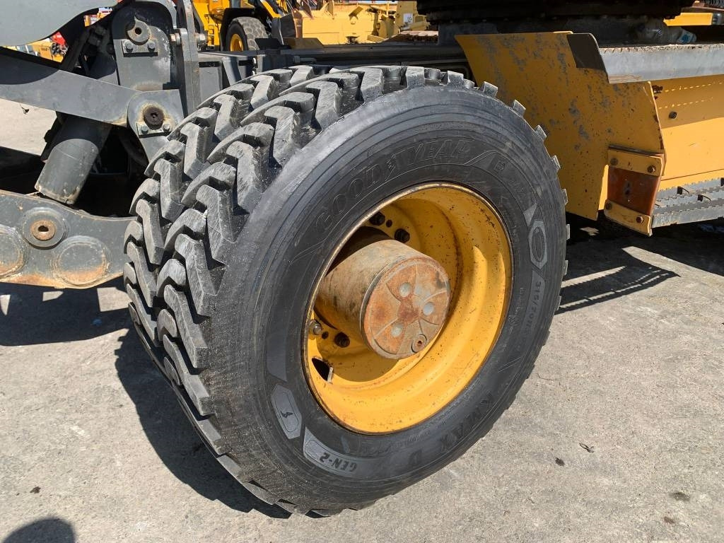 Volvo EW 140 C  - Riteņu ekskavators: foto 5 Volvo EW 140 C  - Riteņu ekskavators: foto 5