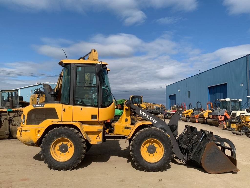 Volvo L 35 G - Riteņu iekrāvējs: foto 3 Volvo L 35 G - Riteņu iekrāvējs: foto 3