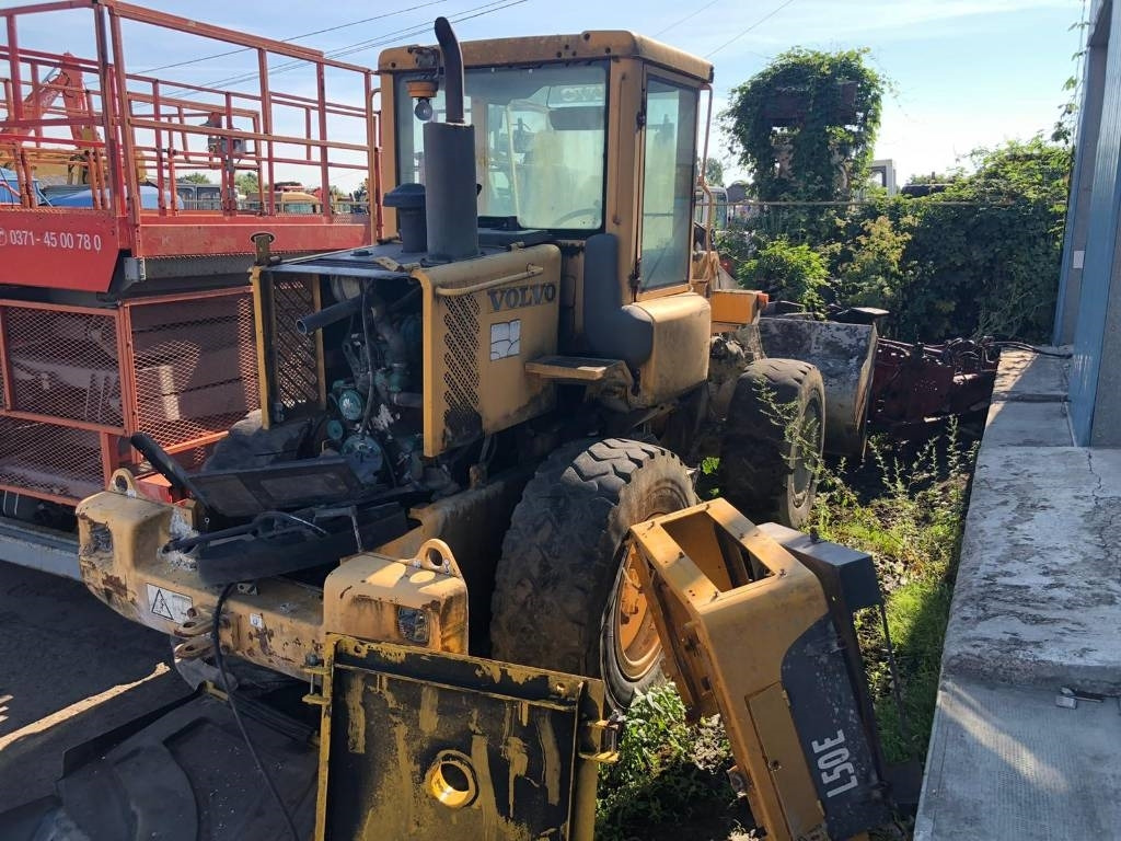 Volvo L 50 E FOR PARTS - Riteņu iekrāvējs: foto 4 Volvo L 50 E FOR PARTS - Riteņu iekrāvējs: foto 4
