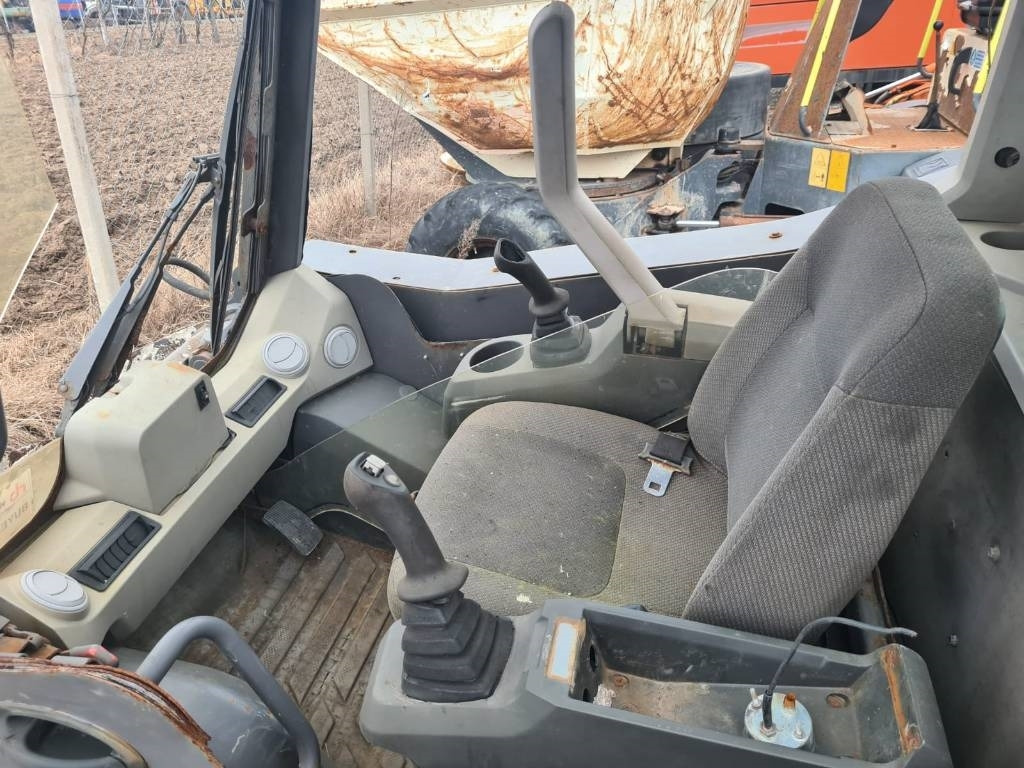 Volvo MC 95 C - Kompaktiekrāvējs: foto 4 Volvo MC 95 C - Kompaktiekrāvējs: foto 4