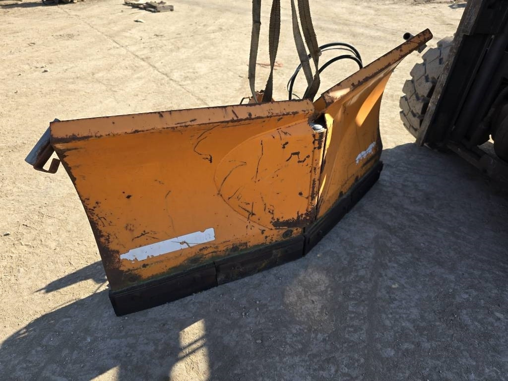 Wiedenmann Raumschild 3303 Snow Blade  - Vērstuve: foto 1 Wiedenmann Raumschild 3303 Snow Blade  - Vērstuve: foto 1