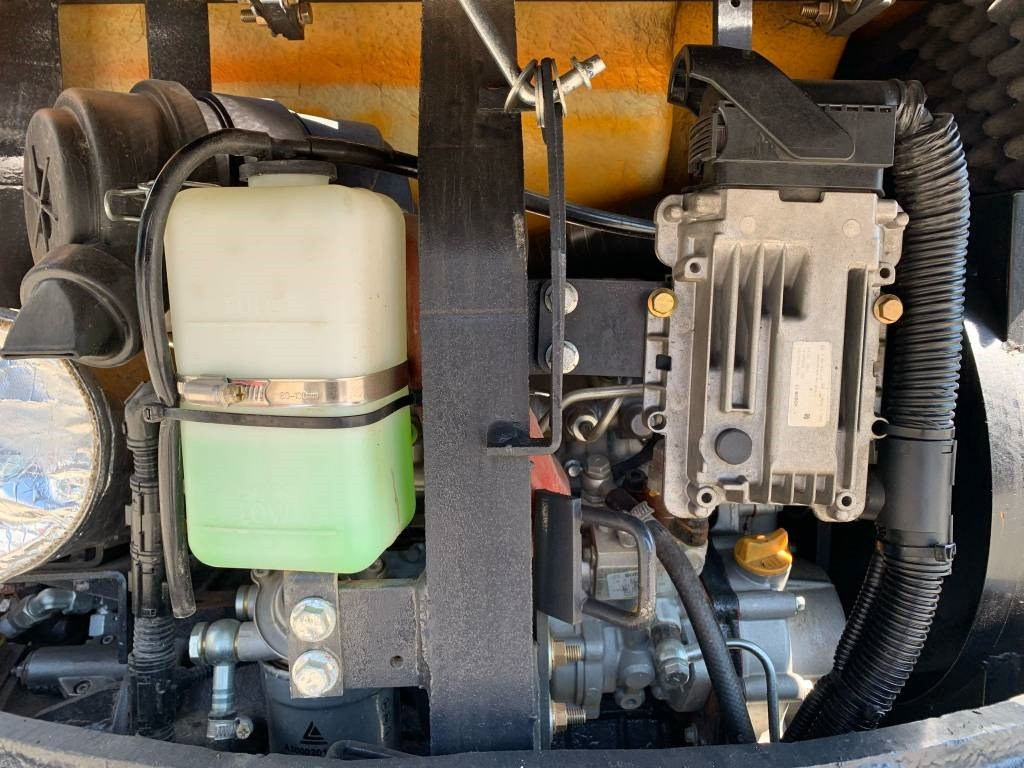 Mini-ekskavators XCMG EX261: foto 8