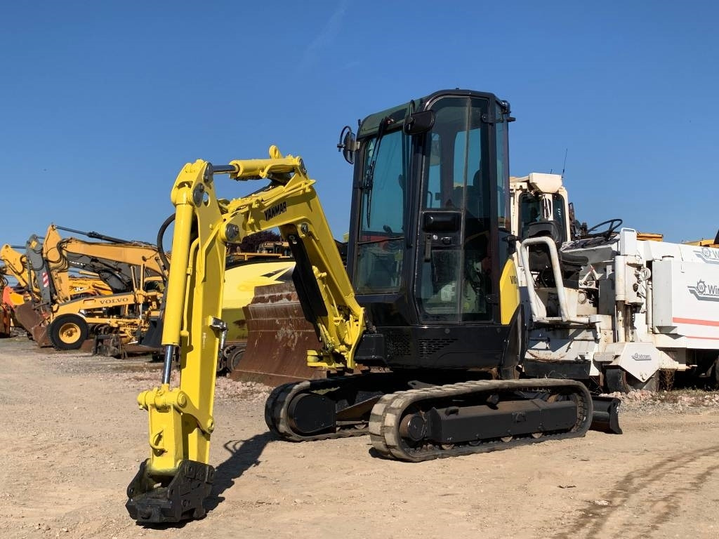 Yanmar Vio 25-4 - Mini-ekskavators: foto 1 Yanmar Vio 25-4 - Mini-ekskavators: foto 1