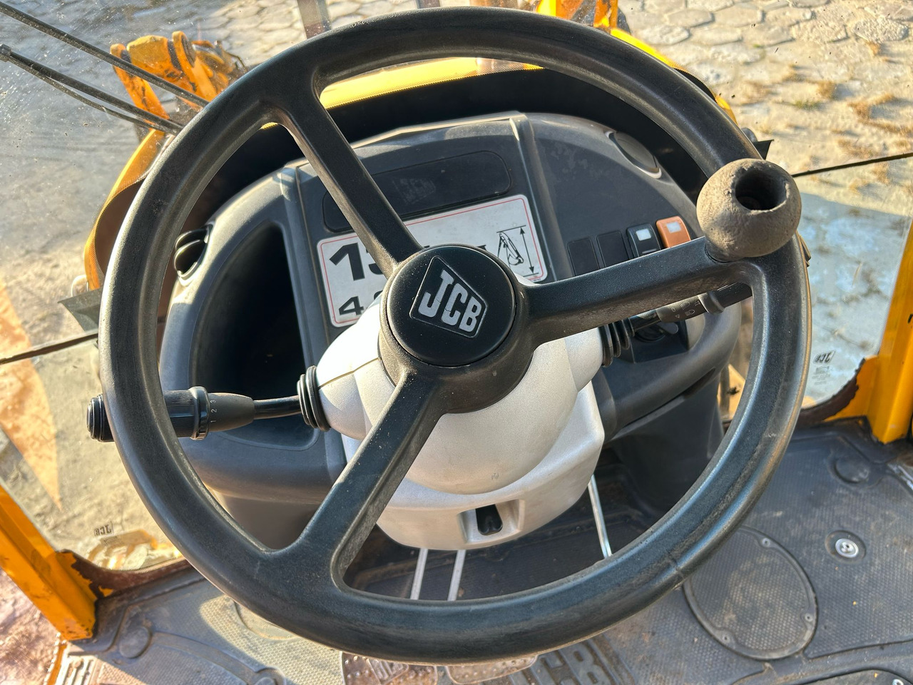 JCB 3CX - Ekskavators-iekrāvējs: foto 3 JCB 3CX - Ekskavators-iekrāvējs: foto 3