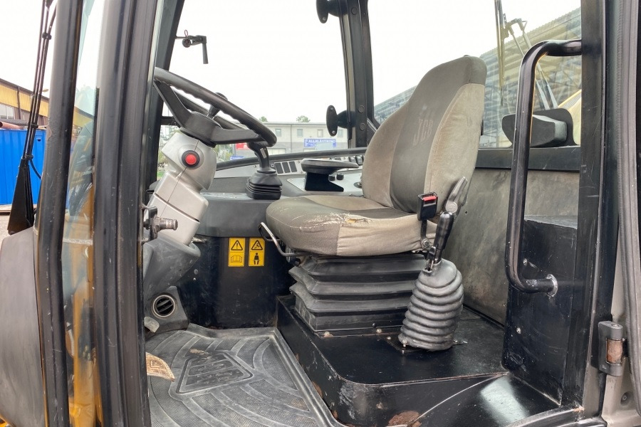 JCB 406 - Riteņu iekrāvējs: foto 3 JCB 406 - Riteņu iekrāvējs: foto 3