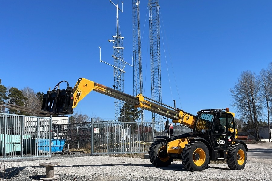 JCB 535-95 - Teleskopiskais riteņu iekrāvējs: foto 3 JCB 535-95 - Teleskopiskais riteņu iekrāvējs: foto 3