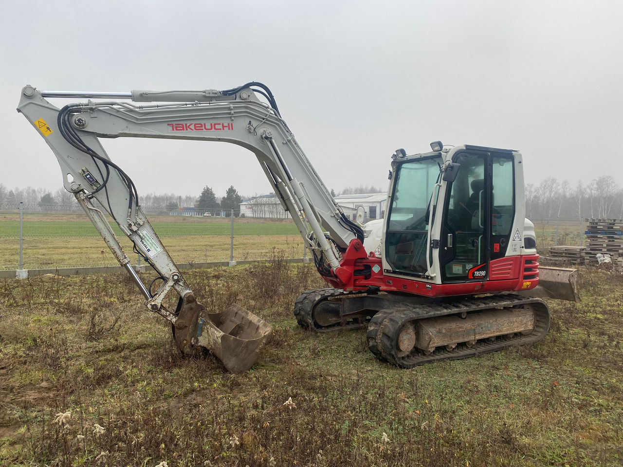 TAKEUCHI TB 290 - Mini-ekskavators: foto 1 TAKEUCHI TB 290 - Mini-ekskavators: foto 1