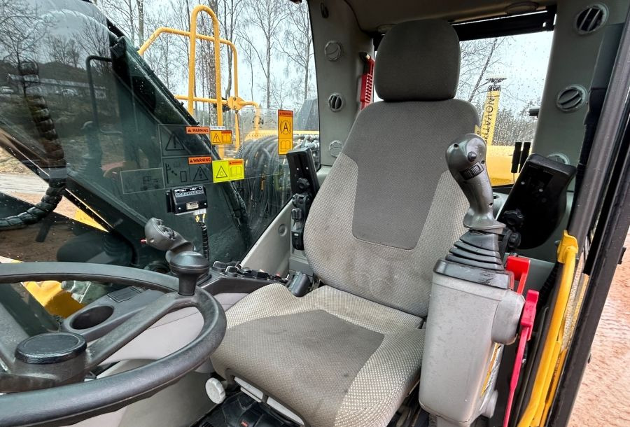 VOLVO EW160 D - Riteņu ekskavators: foto 5 VOLVO EW160 D - Riteņu ekskavators: foto 5