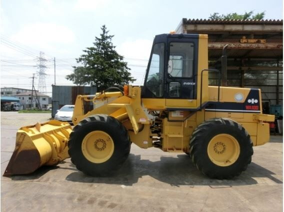 Komatsu wa100-1 - Riteņu iekrāvējs: foto 3 Komatsu wa100-1 - Riteņu iekrāvējs: foto 3
