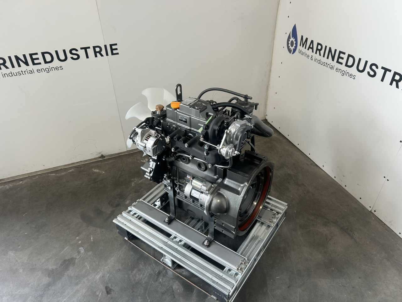 Yanmar 3TNV84T - Dzinējs - Ekskavators: foto 4 Yanmar 3TNV84T - Dzinējs - Ekskavators: foto 4