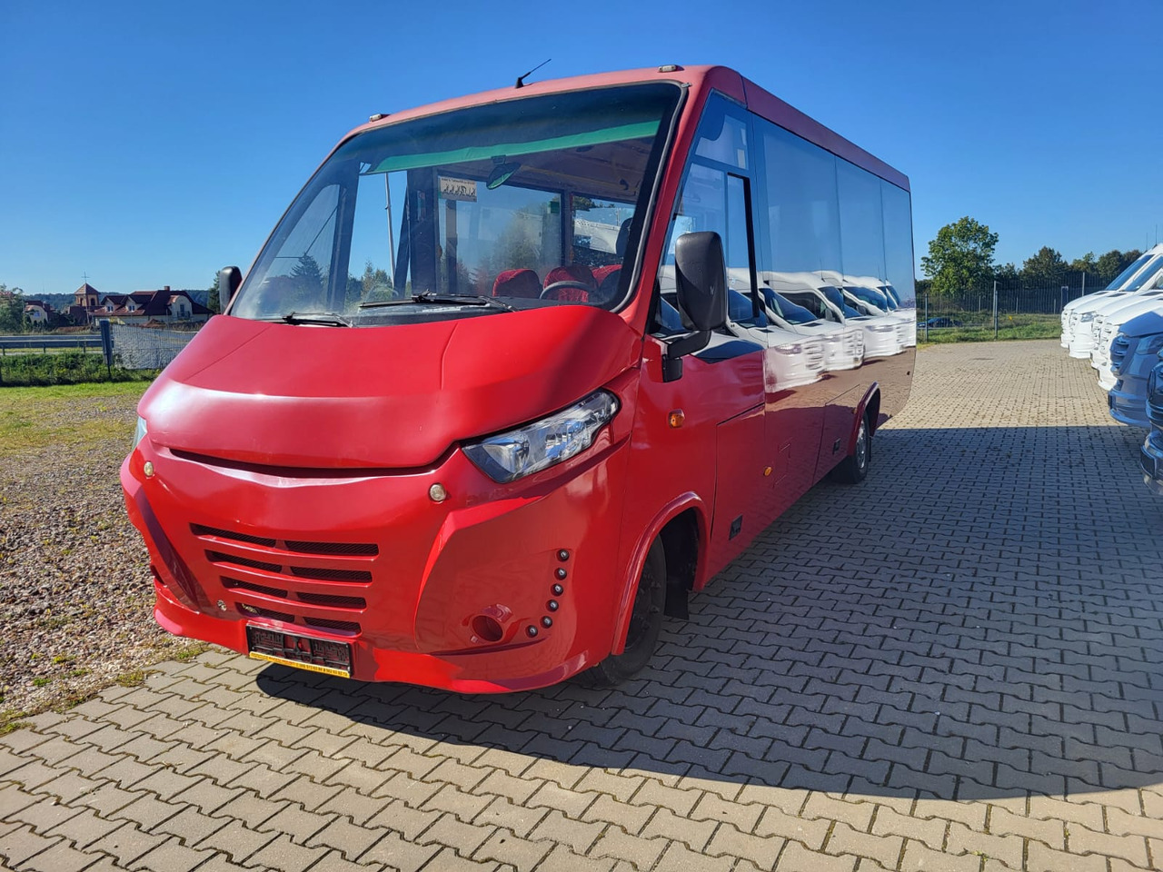 IVECO Daily Kapena- 35 Miejsc - Mikroautobuss, Pasažieru furgons: foto 2 IVECO Daily Kapena- 35 Miejsc - Mikroautobuss, Pasažieru furgons: foto 2
