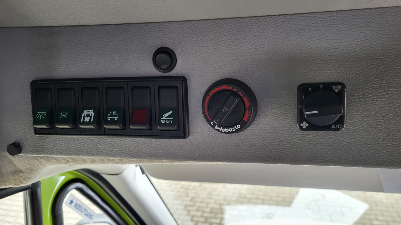 Mikroautobuss, Pasažieru furgons Iveco Daily 24 places + 4 standing: foto 11