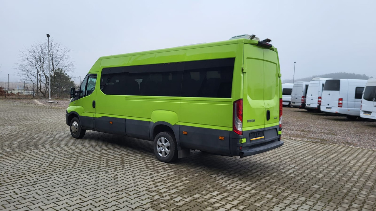 Mikroautobuss, Pasažieru furgons Iveco Daily 24 places + 4 standing: foto 7