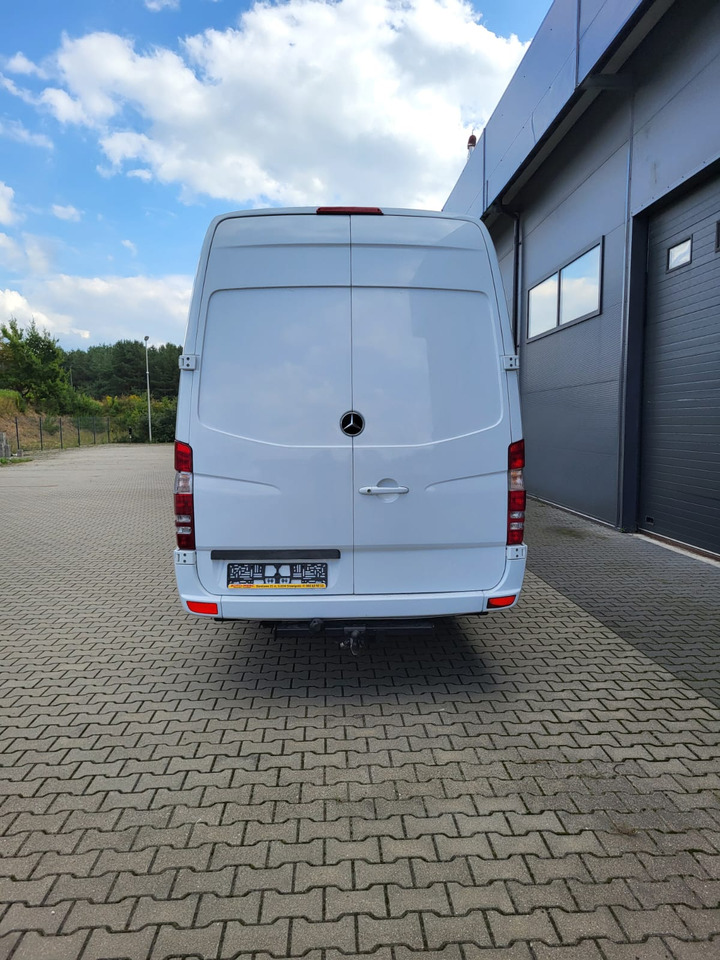 Mercedes-Benz Sprinter 519 CDI 24 places + 4 standing - Piepilsētas autobuss: foto 4 Mercedes-Benz Sprinter 519 CDI 24 places + 4 standing - Piepilsētas autobuss: foto 4