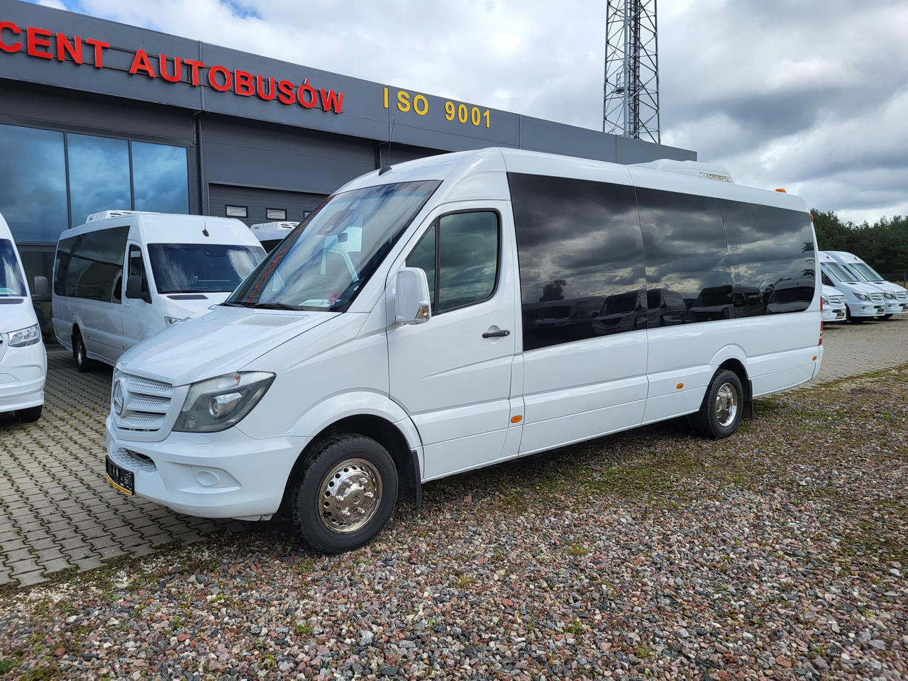 Mercedes-Benz Sprinter 519 CDI 24 seats - Starppilsētu autobuss: foto 2 Mercedes-Benz Sprinter 519 CDI 24 seats - Starppilsētu autobuss: foto 2