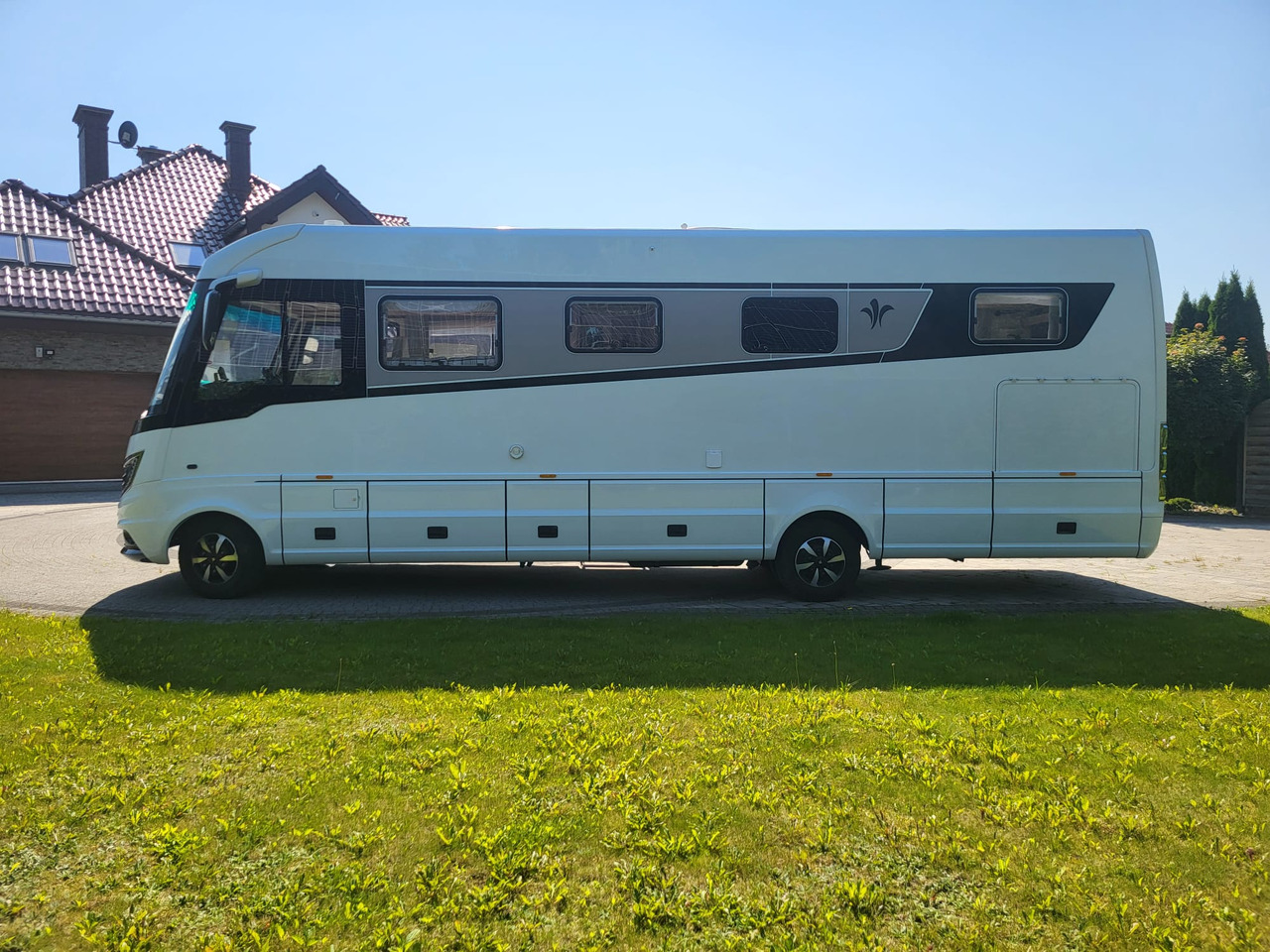 NIESMANN + BISCHOFF 920 - Integrēts kemperis: foto 4 NIESMANN + BISCHOFF 920 - Integrēts kemperis: foto 4