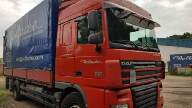 DAF 105-410Spacs Cap G.Haus/Hoch German TrucRetarder - Kravas automašīna ar tentu: foto 1 DAF 105-410Spacs Cap G.Haus/Hoch German TrucRetarder - Kravas automašīna ar tentu: foto 1