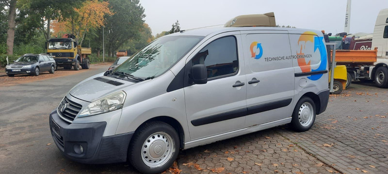 Fiat Scudo Klima 2xSchiebetür - Mazs furgons: foto 1 Fiat Scudo Klima 2xSchiebetür - Mazs furgons: foto 1