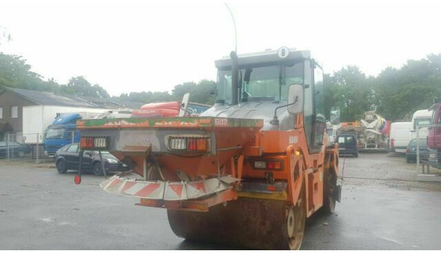 Hamm DV90 VO mit Streuer Klima German Maschine - Veltnis: foto 5 Hamm DV90 VO mit Streuer Klima German Maschine - Veltnis: foto 5
